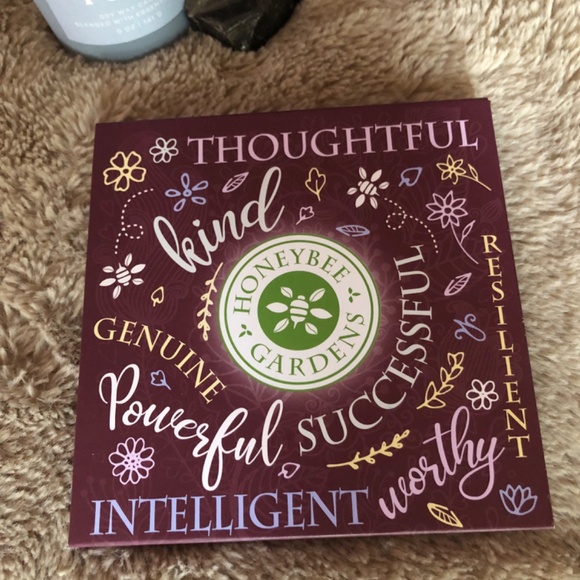 Honeybee Gardens eyeshadow - Picture 2 of 7